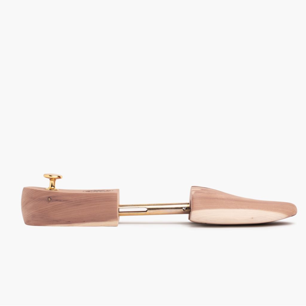 Women's Cedar Shoe Tree - Image 4